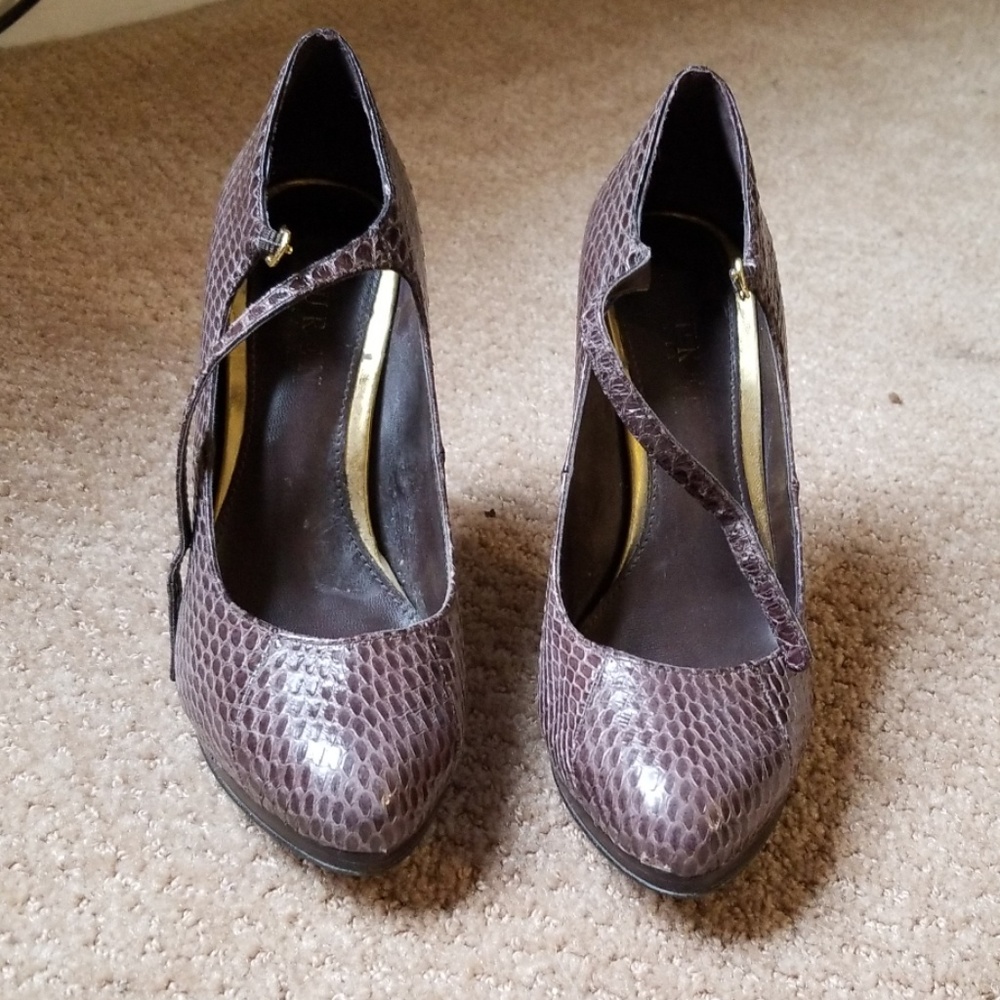 Lauren Ralph Lauren Snakeskin Platform Heels sz 6